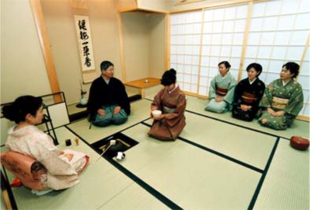 茶道(表千家・裏千家) - 講座一覧|タイムスカルチャースクール - 【公式】タイムスカルチャースクール